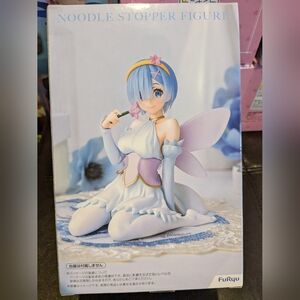 Hatsune Miku (Love Blazer Ver.) Noodle Stopper Figure